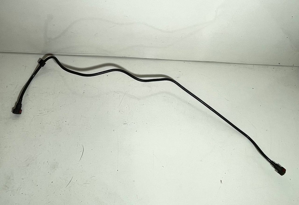 фото №1, Шланг трубка wąż топлива renault master iii opel movano ii 2 b - 8200731132