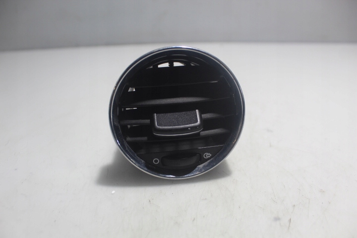 фото №1, Решётка обдув правая peugeot 308 i