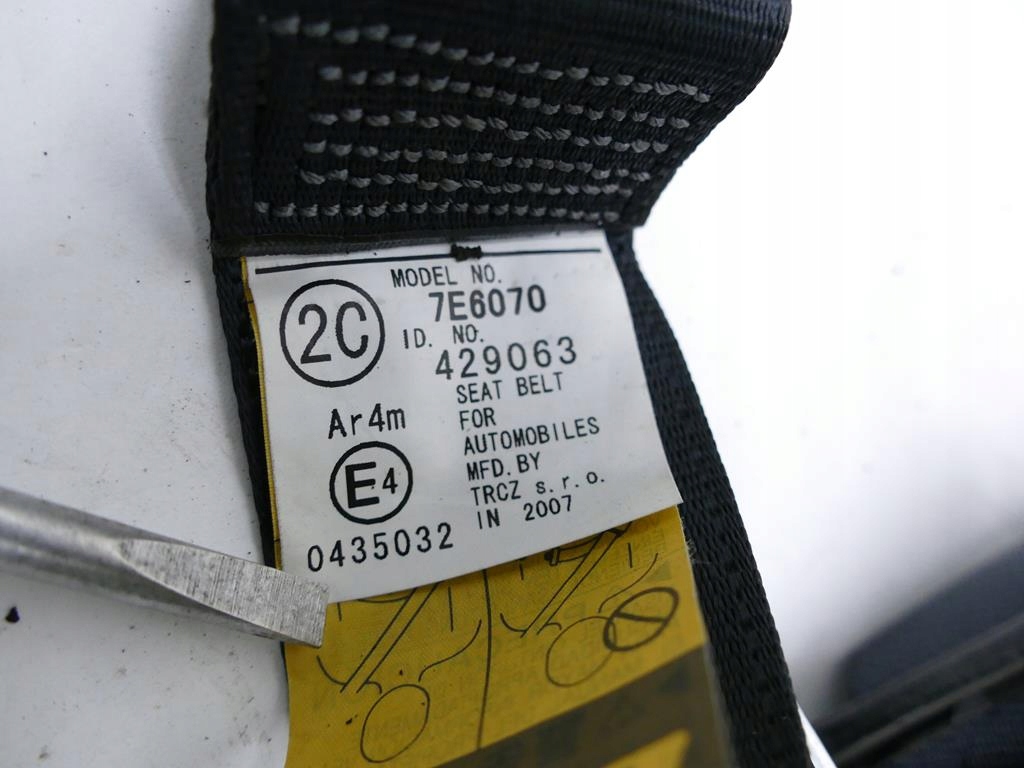 фото №5, Toyota yaris ii 3d pas безопасности правый задняя 3d