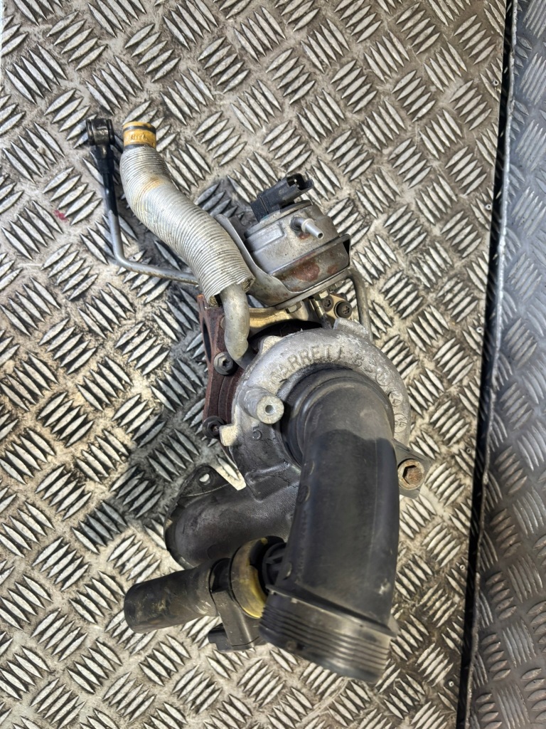 Купити Peugeot 308 турбонагнітач турбіна