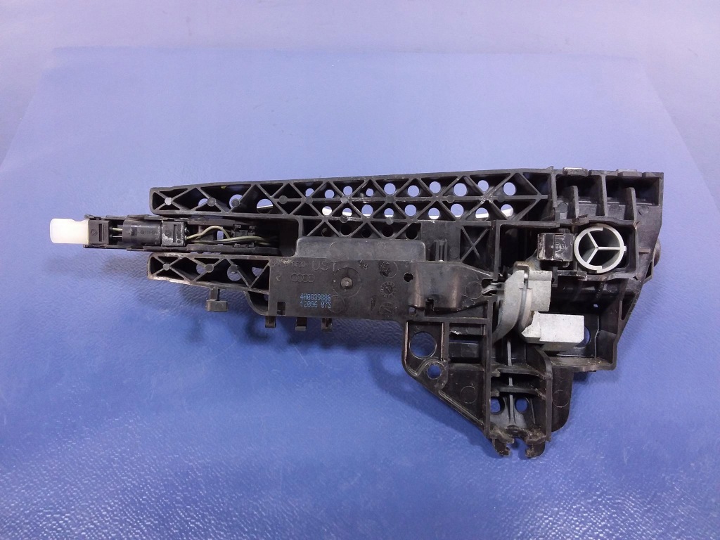 фото №4, Audi a8 d4 4h ручка дверь задняя правая led ly9b