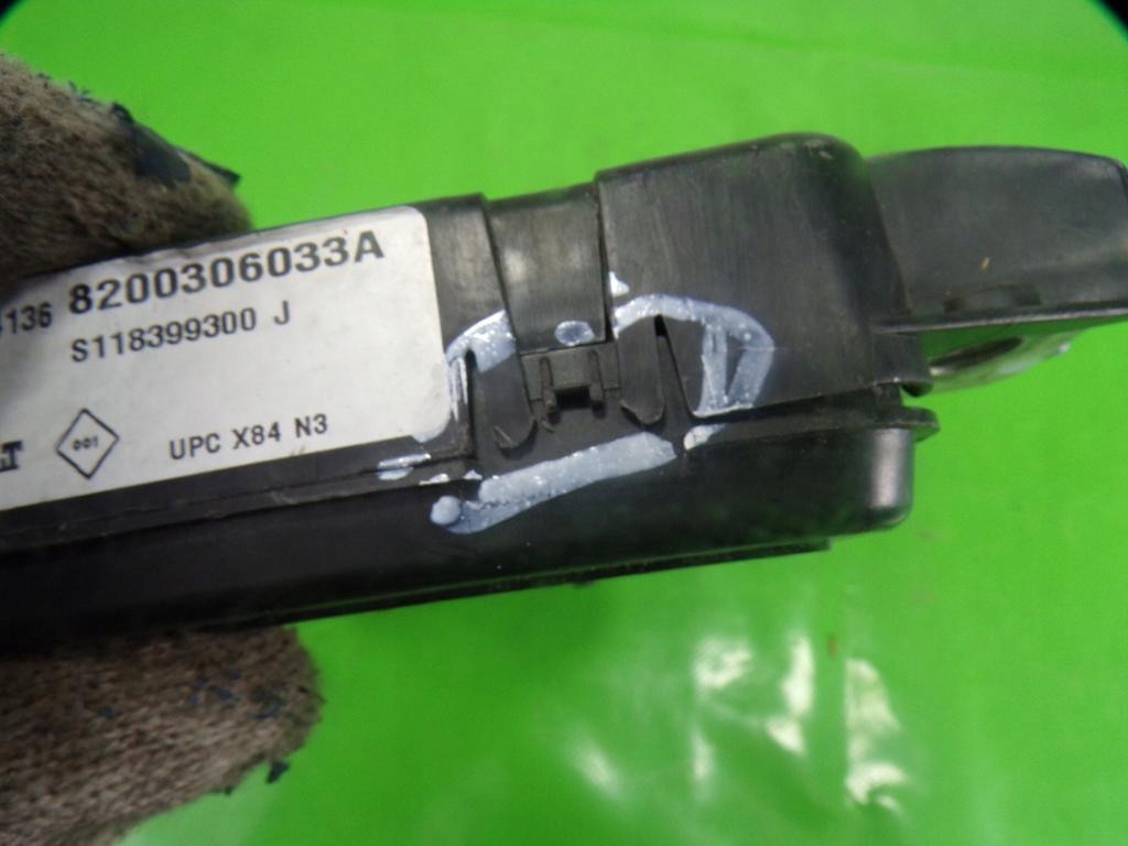 Renault megane 2 модуль upc 8200306033a Киев
