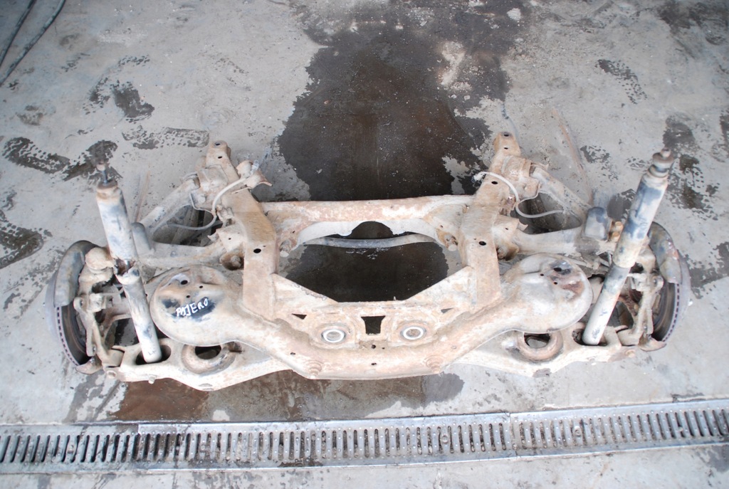 фото №6, Балка / подрамник задняя mitshubishi pajero iv