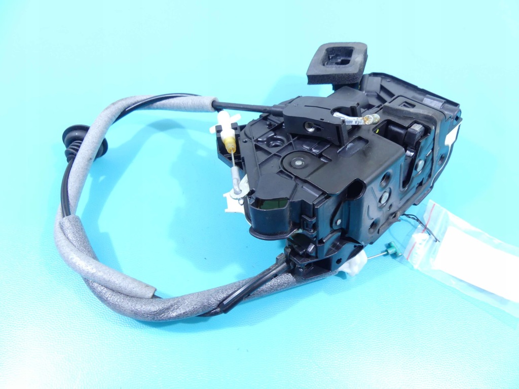 фото №1, Замок перед правый 5e1837016a skoda octavia iii eu