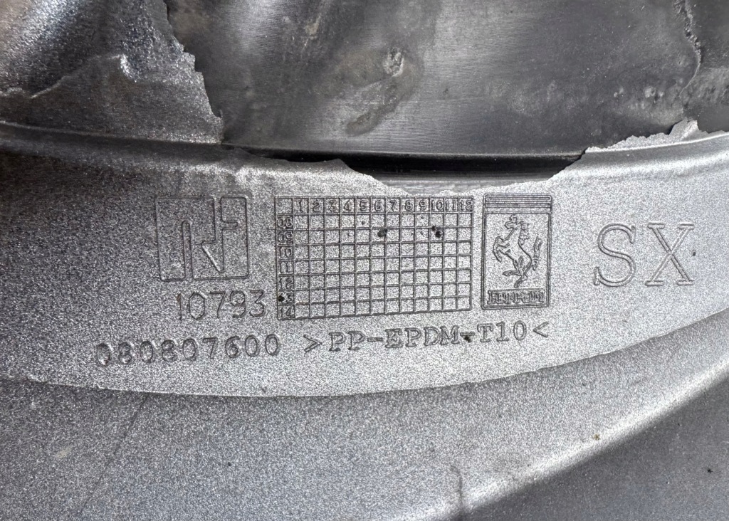 Бампер перед передний ferrari california f149 08-14 080221200 069879300 Киев