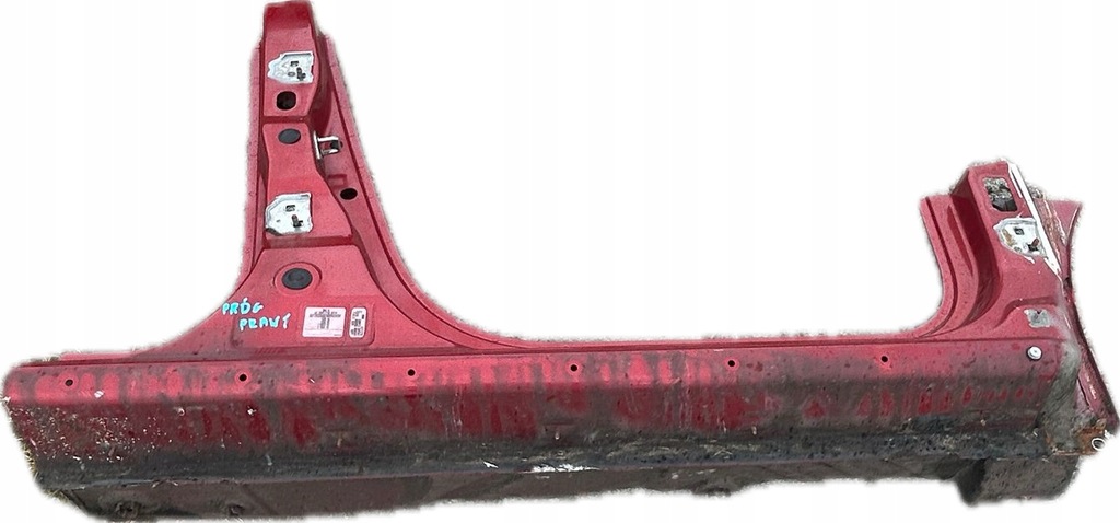 фото №1, Dacia sandero stepway 0.9b y порог блок двигателя правый teb76