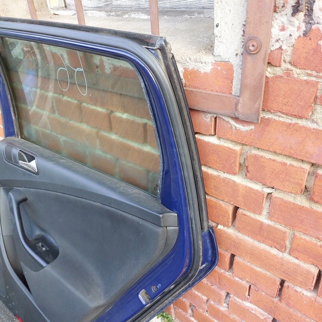 фото №9, Volkswagen passat b6 kombi дверь правое задние