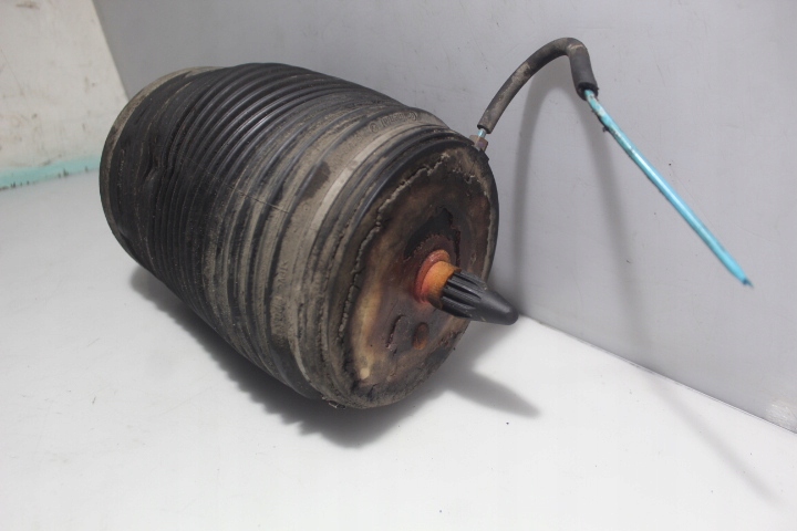 фото №1, Подушка подвеска правый задняя audi a6 c7 3.0tdi