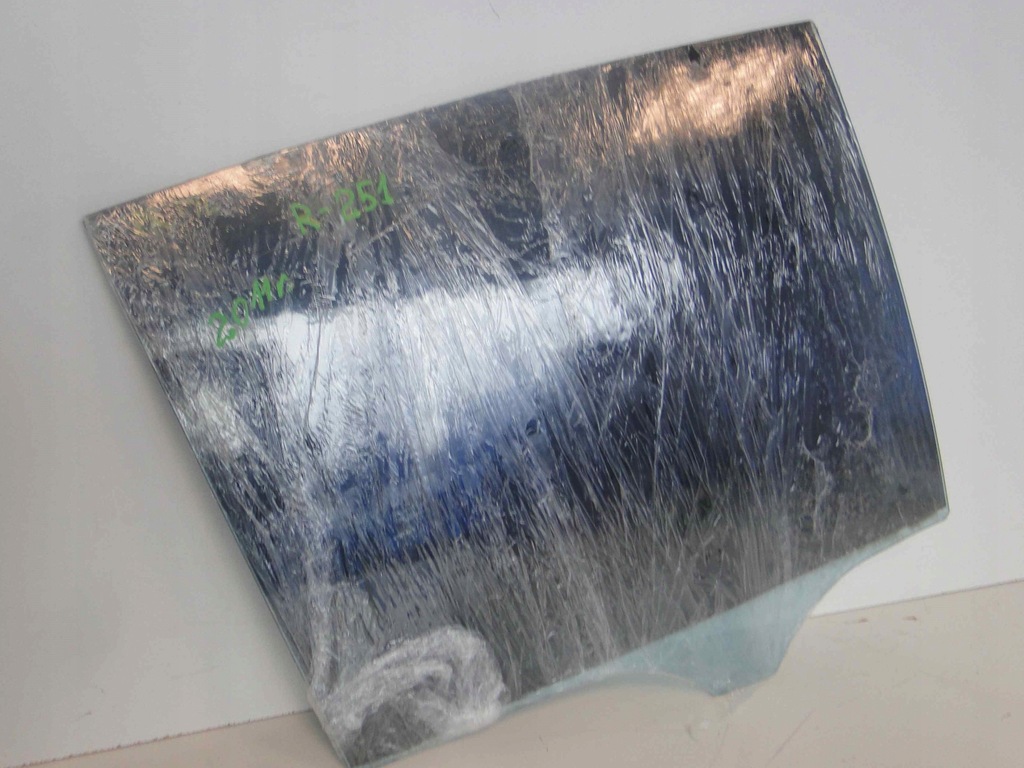 фото №2, Mercedes r w251 251 lift стекло правая задняя 2011