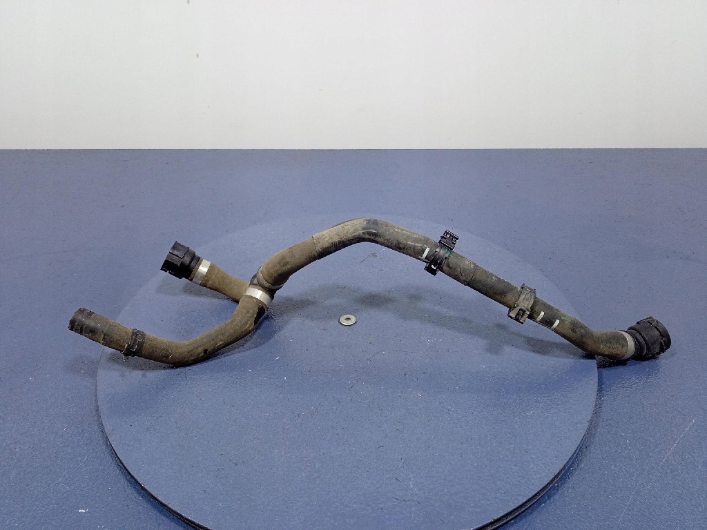 Купить Bmw ix i20 xdrive40 шланг радиатора 8475142