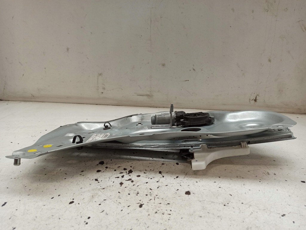 фото №7, Hyundai ix35 подъемник задняя правый 814202y010