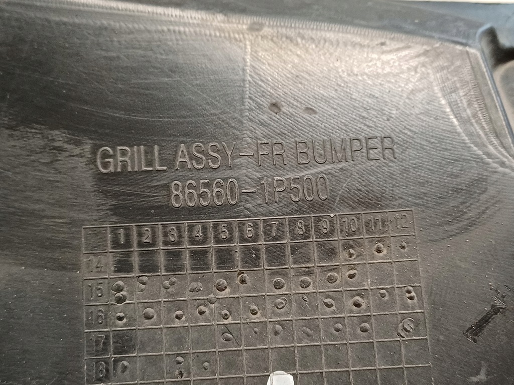 фото №8, Kia venga lift 14- решётка бампера перед 865601p500