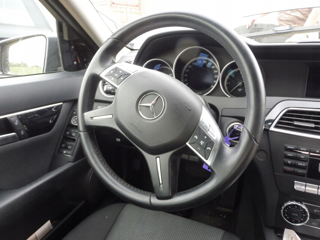 фото №1, Mercedes w204 w246 повітропровід шкіра мультифункція подушка