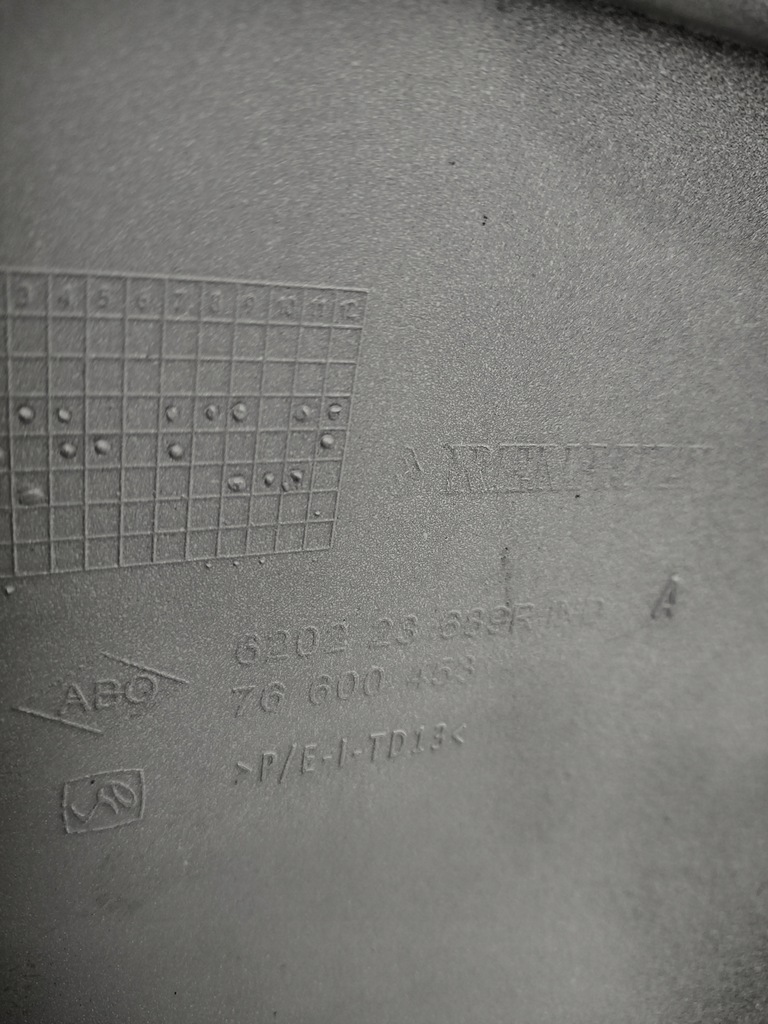 фото №9, Dacia lodgy 2012-2017 бампер перед передній 620223689r оригінальний номер