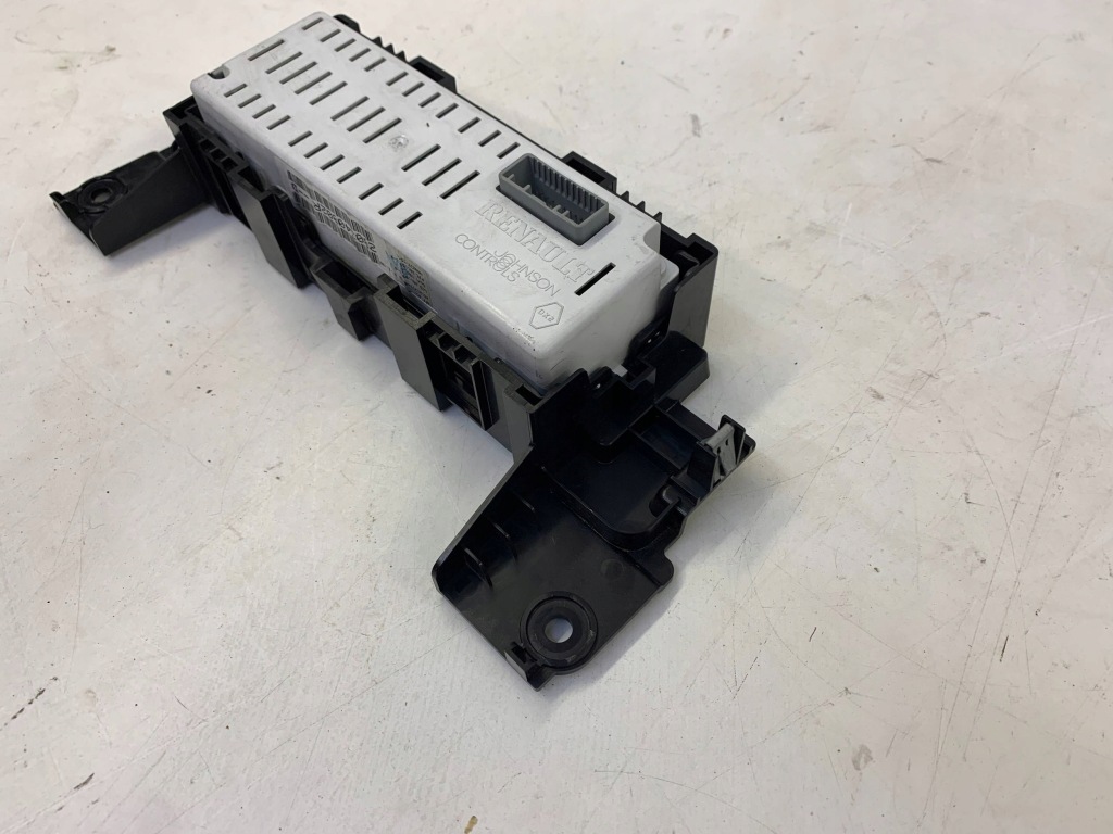 фото №4, Renault laguna iii дисплей радио 280340002r