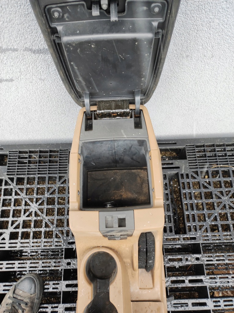 фото №5, Підлокітник kompletny jeep wrangler jk 11-18