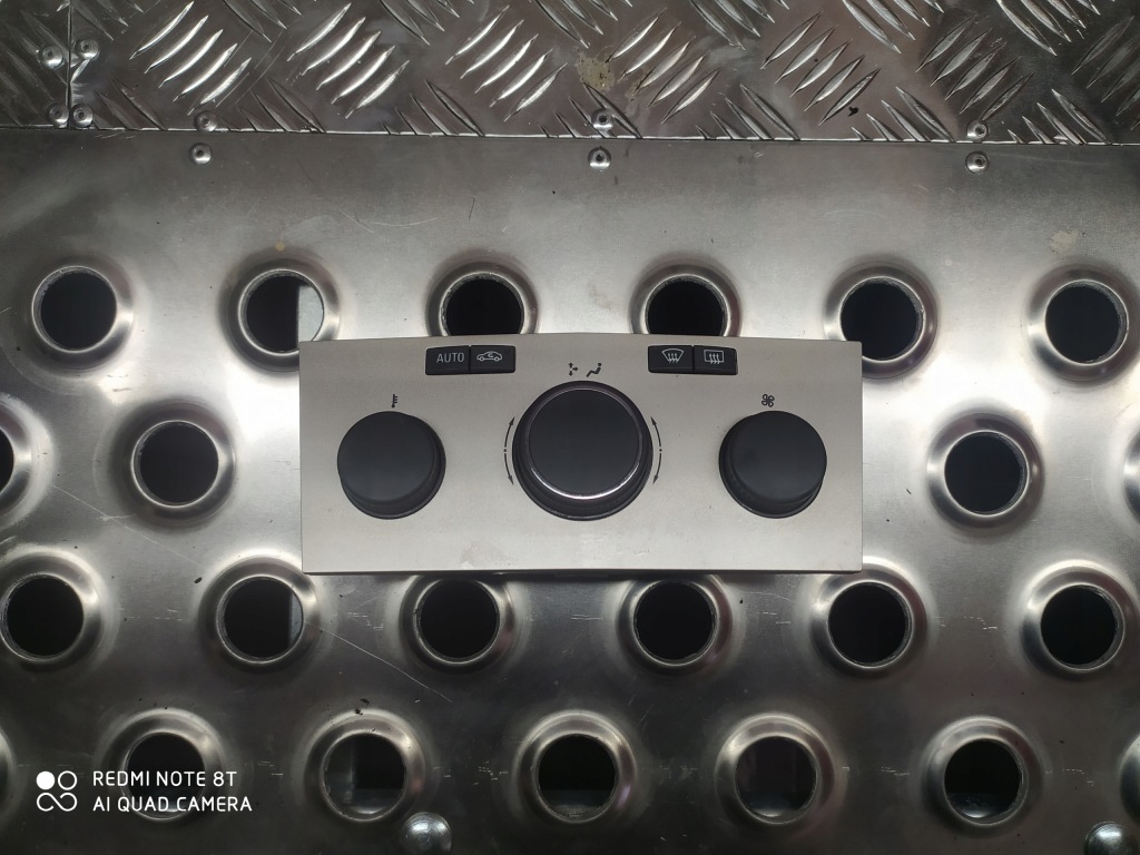 фото №1, Модуль управление обдув панель opel astra h 13250618 климатроник