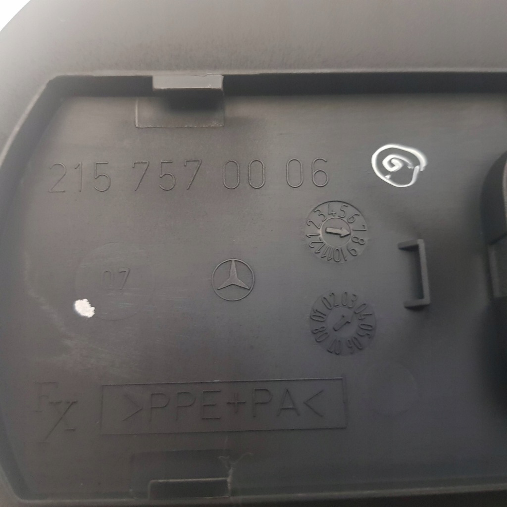 фото №2, Mercedes cl 215 кришка заливної пального ґрунтовка nowa