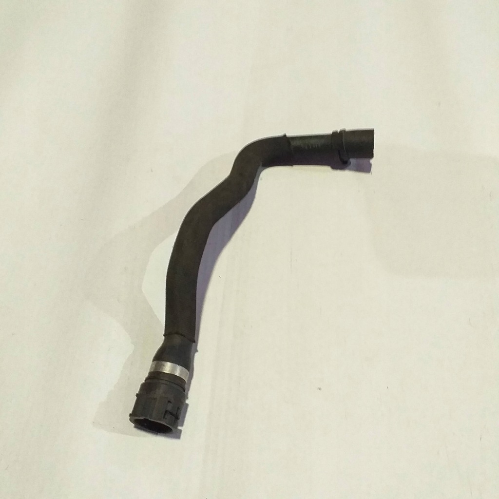 Купить Bmw m5 f10 m6 f06 f12 f13 шланг пабтрубок  воды 7843266