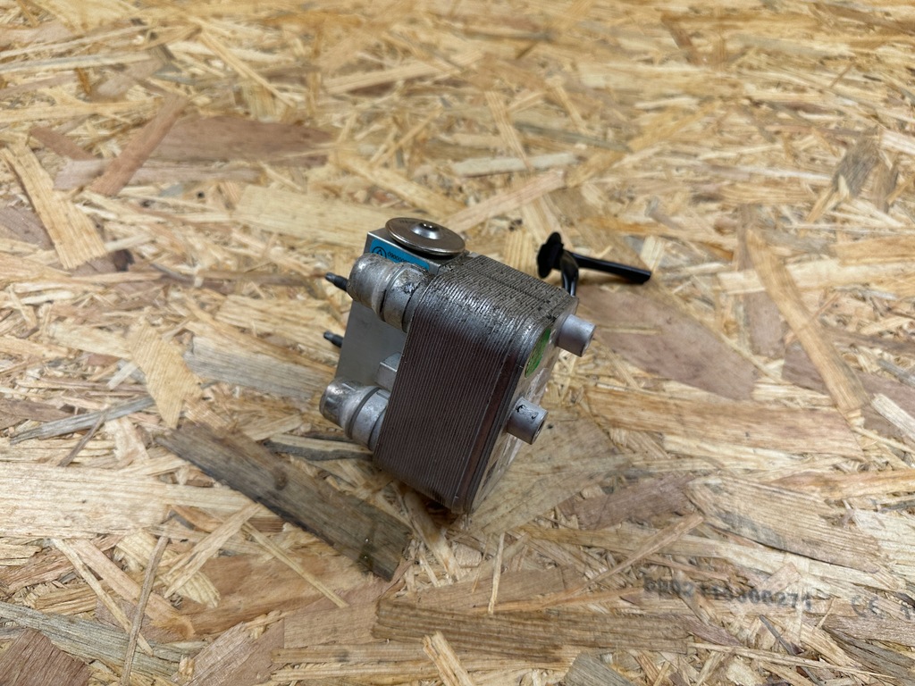 фото №6, Радиатор кондиционера opel e-corsa f peugeot e-208 ii 9831600480 2019-