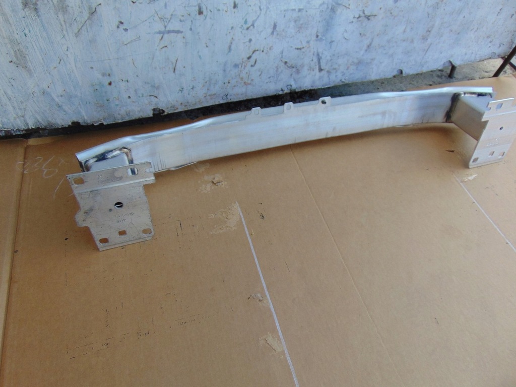 фото №12, Балка бампера перед audi a3 8v lift 8v4807109e