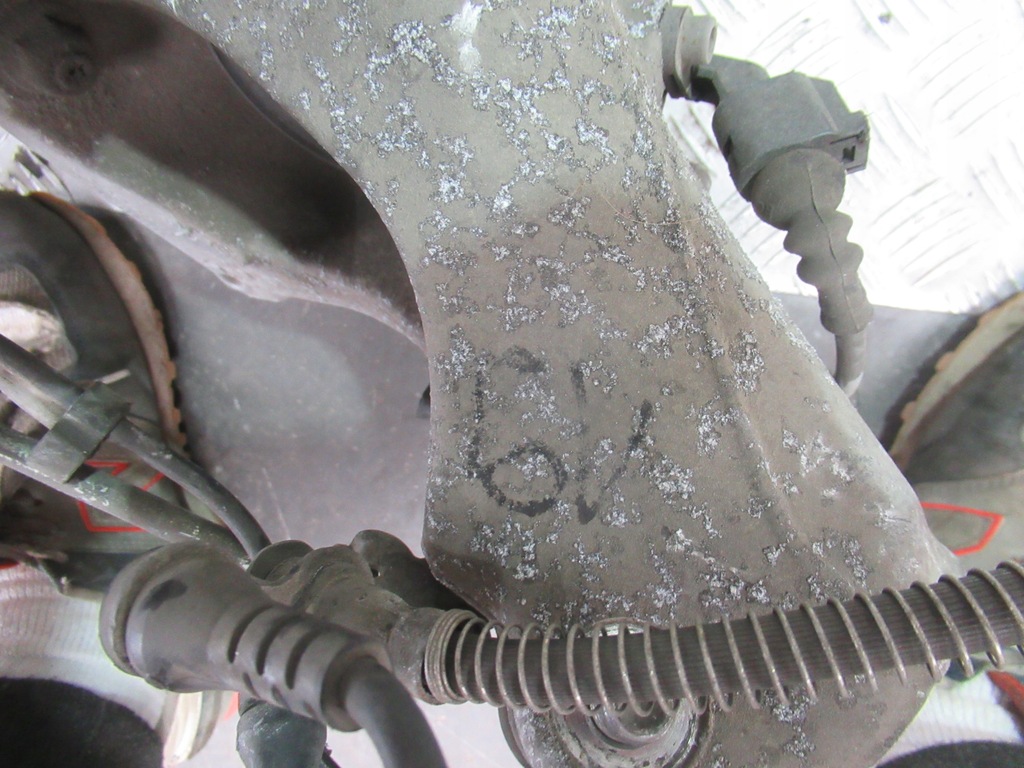 фото №8, Porsche 991 gts підвіска поворотний кулак правий перед