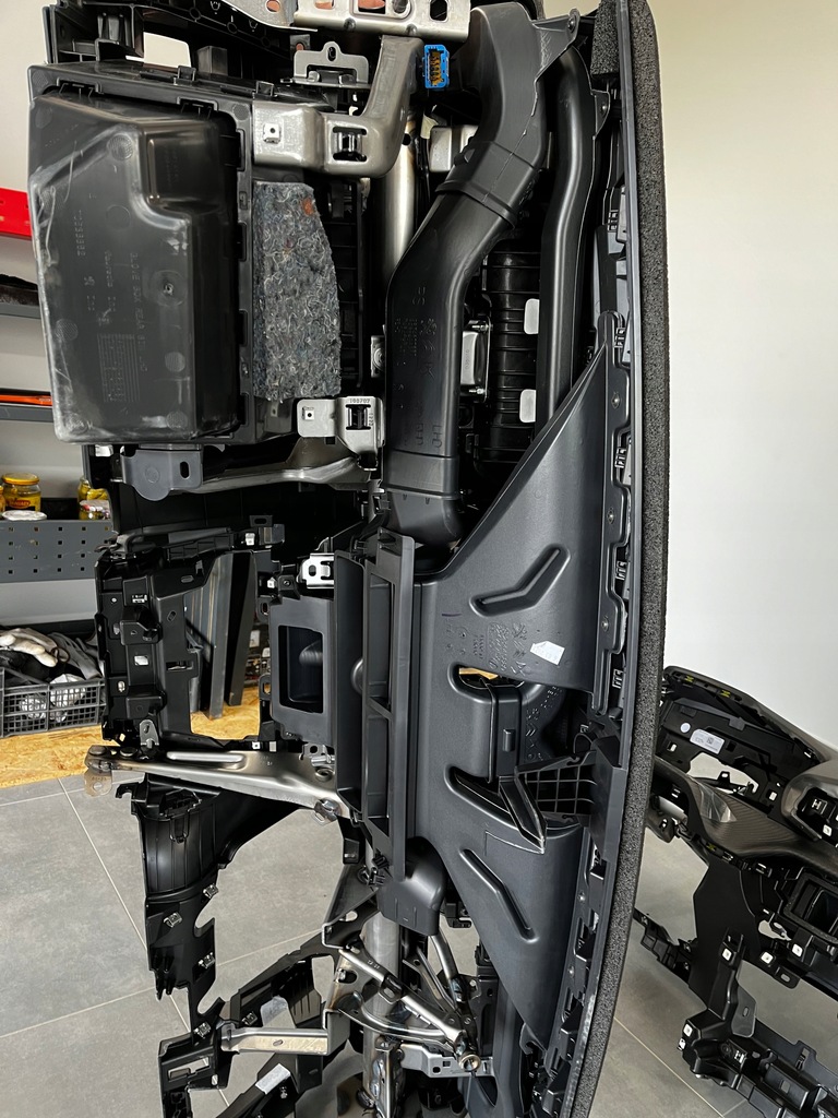 фото №6, Консоль панель приладів peugeot 208/2008 gt line/ normalne