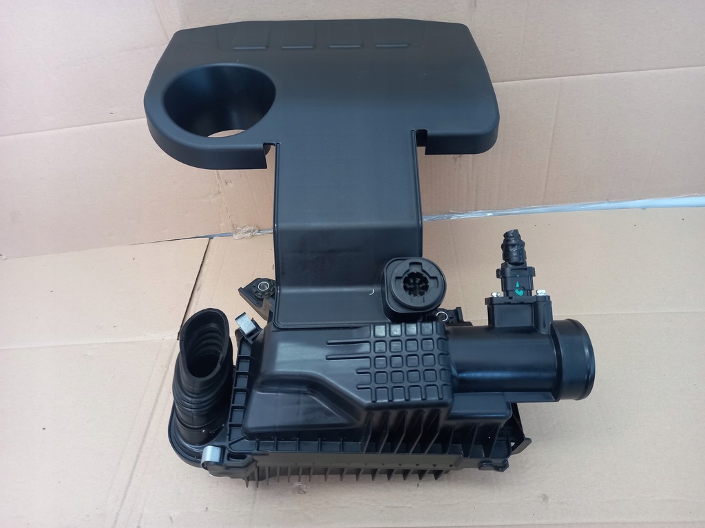 фото №1, Корпус фільтра повітря renault arkana clio v captur ii e-tech 165008735r