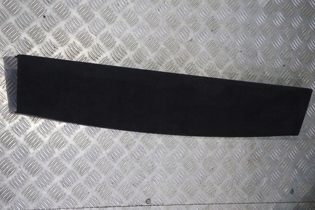 Елементи багажника оббивка обшивка lamborghini urus Зі Шроту