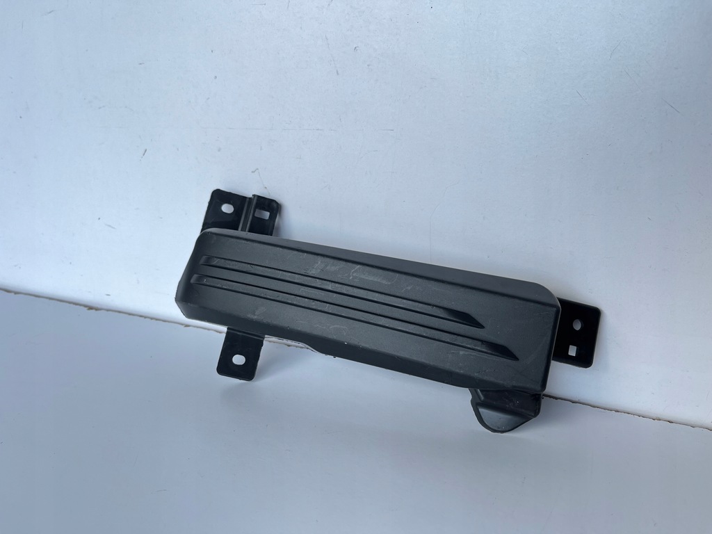 фото №1, Заглушка решітка протитуманної фари бампер права bmw 1 f40