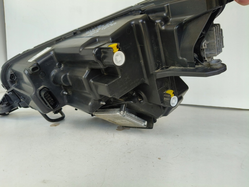 фото №5, Лампа правая фара skoda kodiaq 565 lift full led