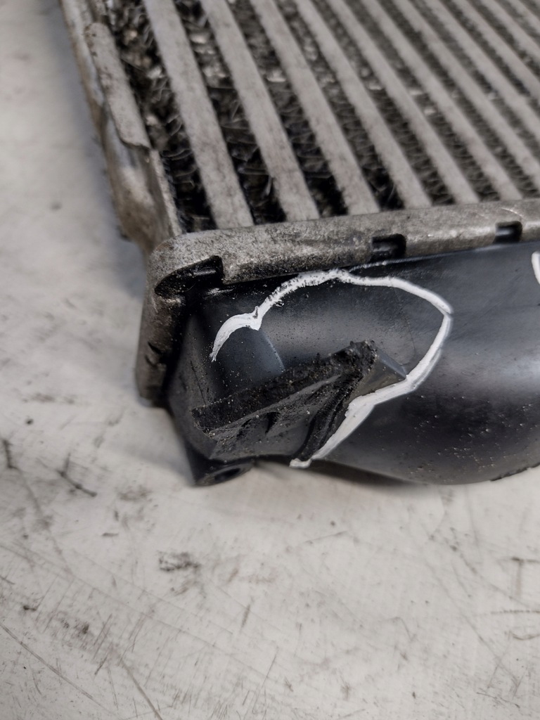 фото №5, Интеркулер chrysler voyager iv 2,8 crd 150 km 05142489aa