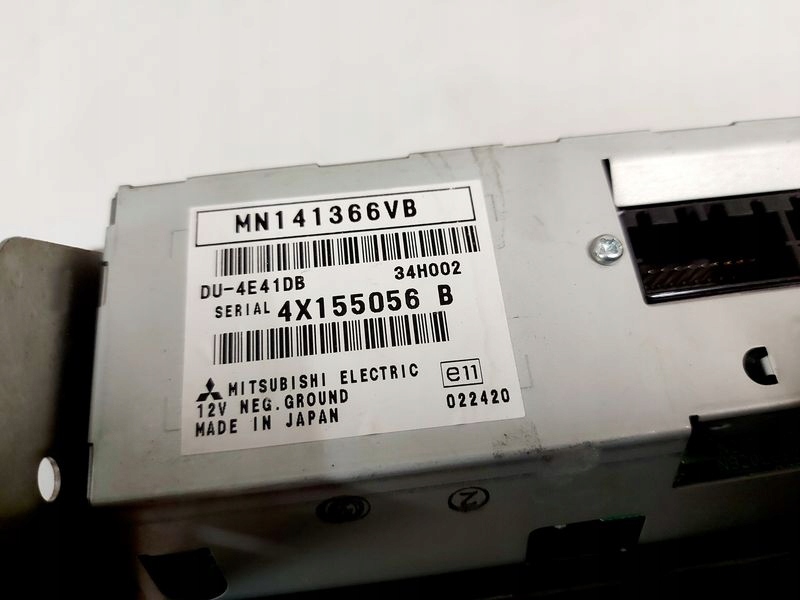 фото №7, Mitsubishi grandis приладова панель дисплей mn141366vb