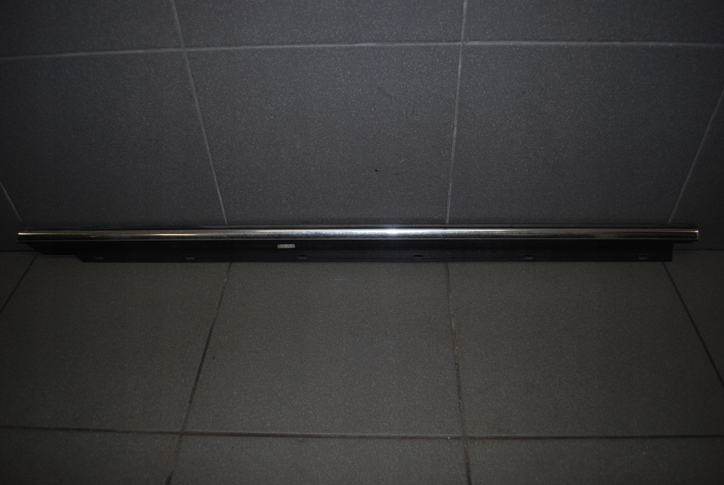 фото №1, Молдинг хром правый задняя audi a6 c5 4b0853764j