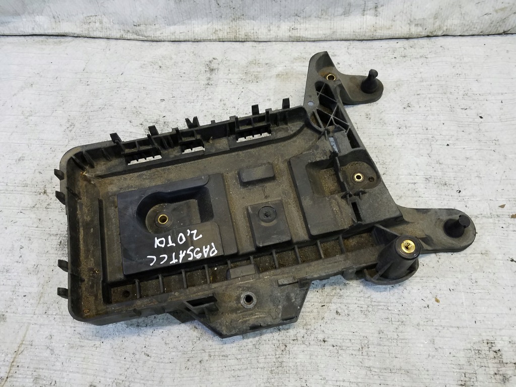 фото №1, Основа акумулятор vw passat cc