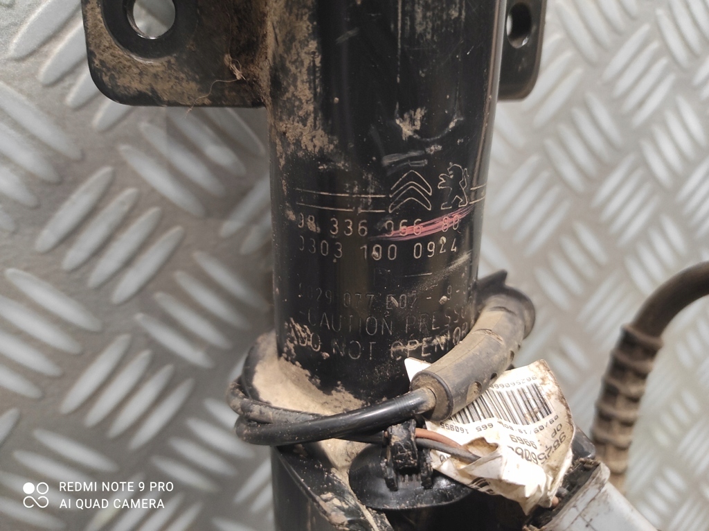фото №10, Поворотный кулак левая амортизатор амортизационная стойка citroen c5 aircross 2020