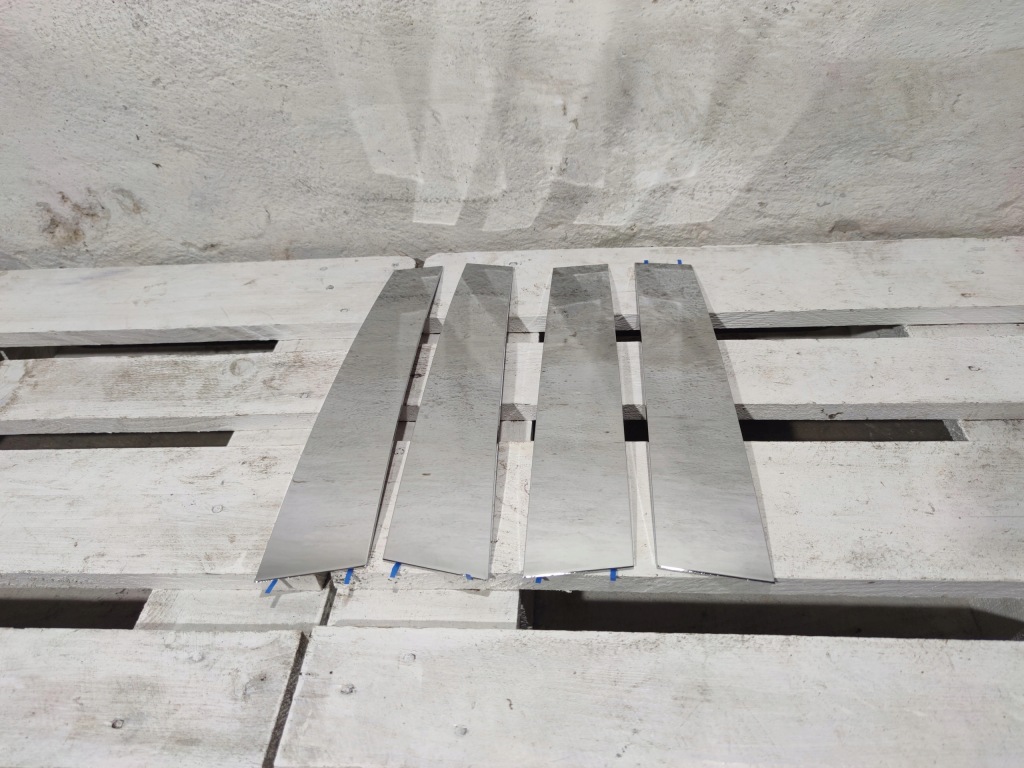 фото №1, Накладки na стойки дверь nissan x-trail t32