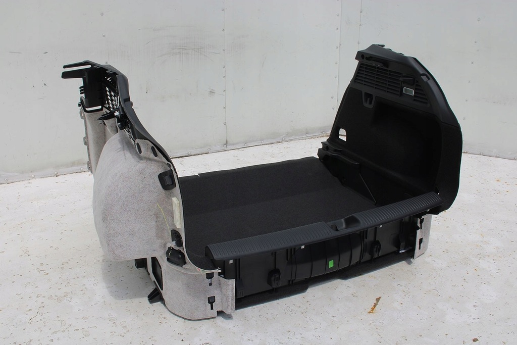 фото №11, Audi q2 обшивка килимок оббивка багажника 81a861529 81a863879 81a863880 бічний