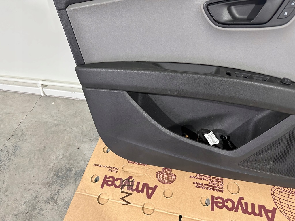 фото №5, Seat leon iii обшивка двері передній лівий europa