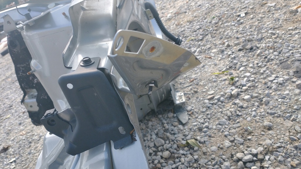 фото №4, Ford puma mk2 чверть ліва передня блок двигуна