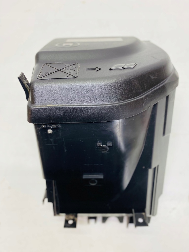 фото №1, Корпус предохранителей peugeot rcz 1,6 thp