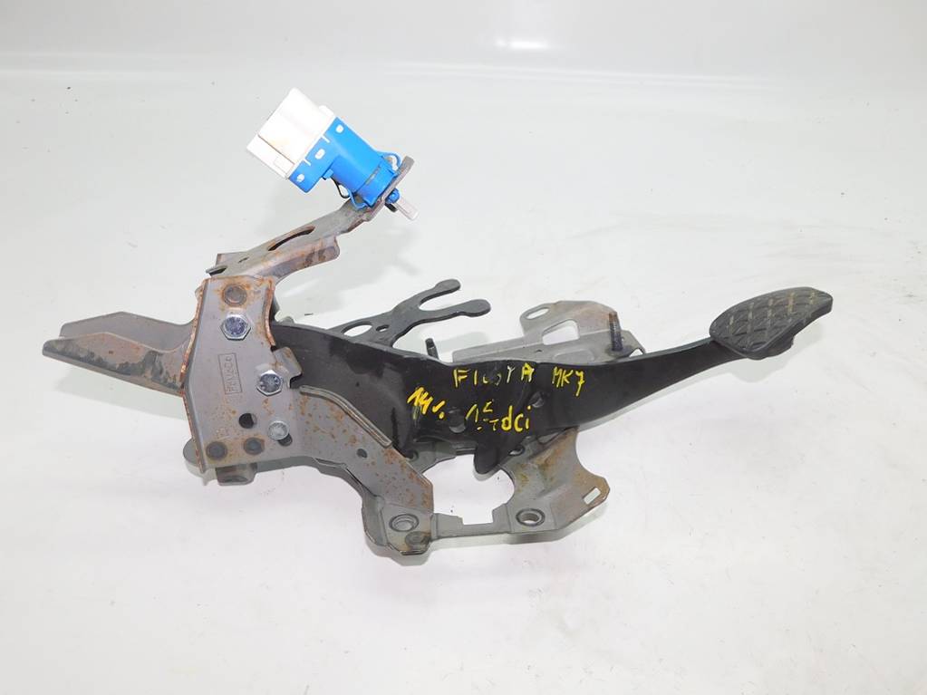 фото №5, Ford fiesta mk7 1.5tdci 2014r педаль тормоза