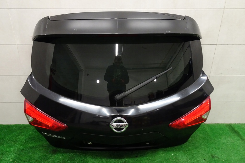 фото №1, Nissan pulsar крышка багажника задняя комплектная стекло лампы камера 2014-