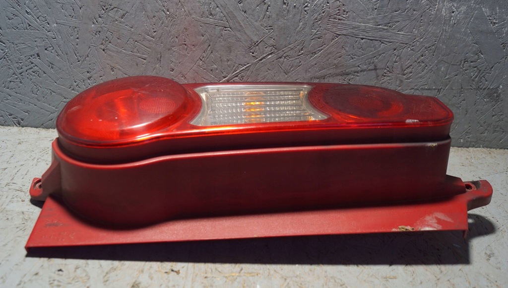 фото №6, Лампа лівий задня peugeot partner iii berlingo iii 9680608080 s1384