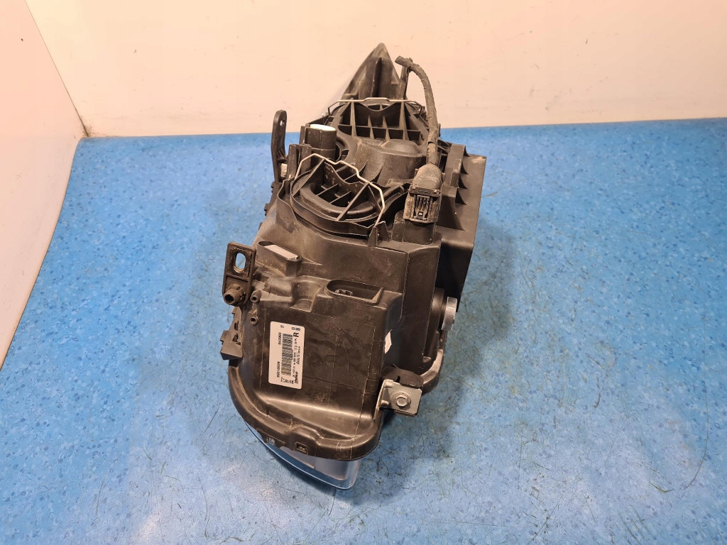 Bmw 118 e87 фара правий в Україні