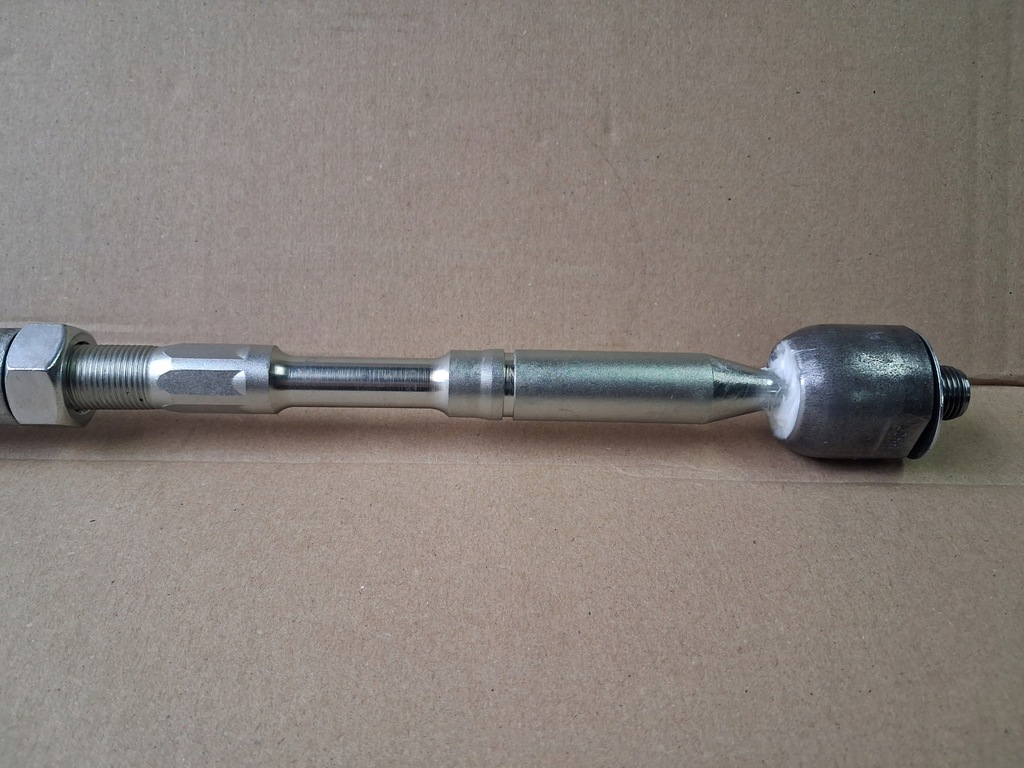 фото №8, Toyota sienna 2.5 hybrid xl40 2021 тяга рулевой наконечник тяга левая