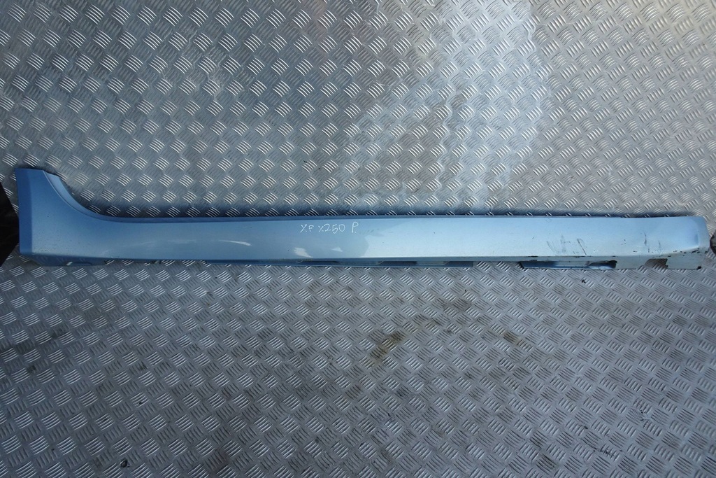 фото №1, Jaguar xf x250 sedan молдинг поріг права 07-