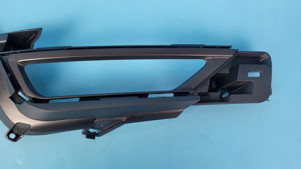 Volvo xc90 2 19r решётка заглушка бампера правая перед 31383833 Доставка