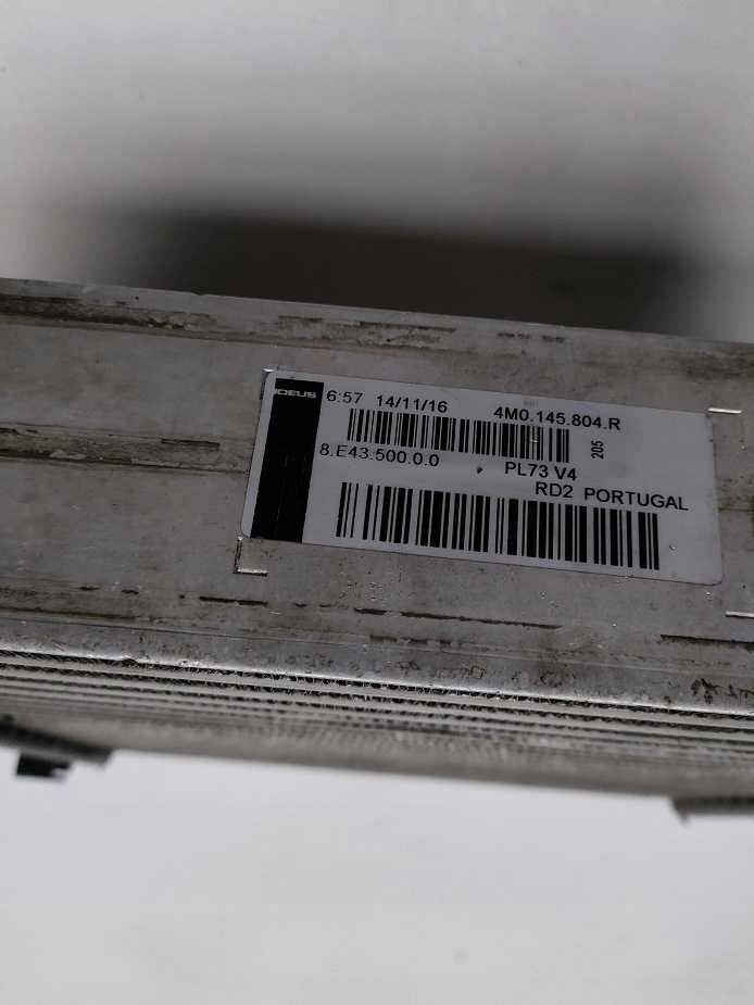 фото №9, Правый интеркулер 4m0145804r audi q7 4m