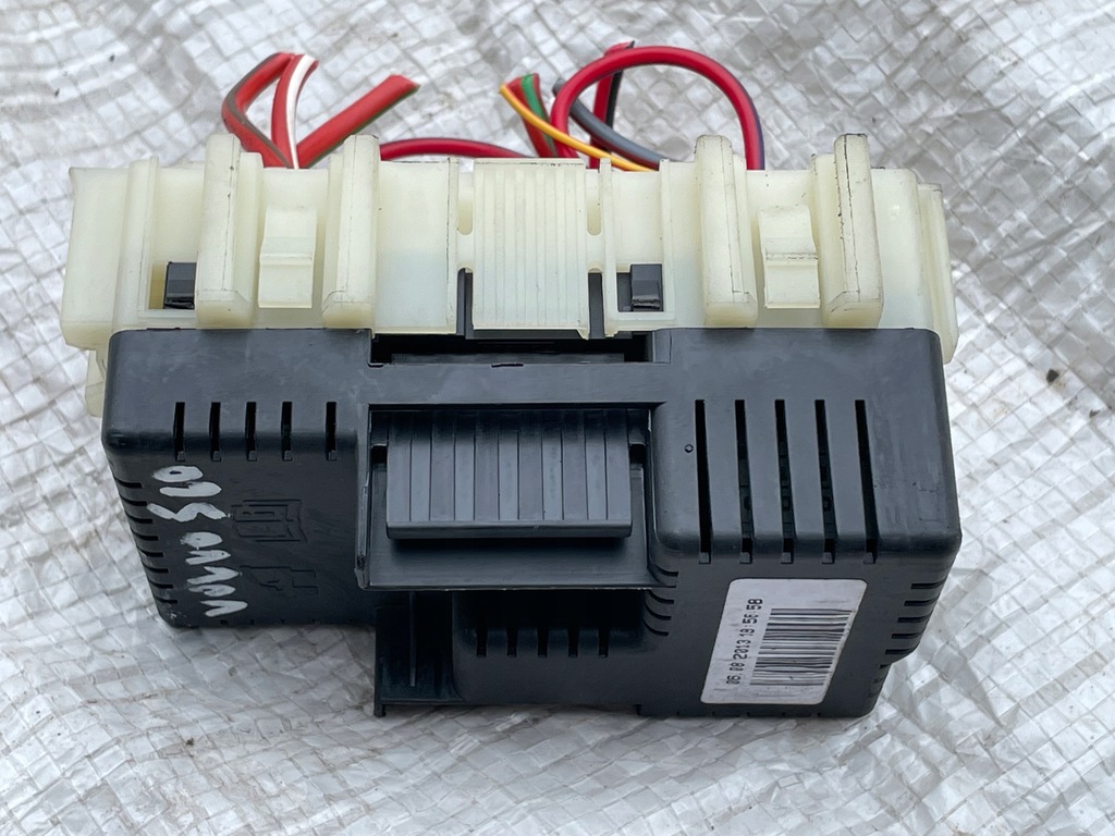 фото №1, Volvo s60 d3 коробка предохранителей 6g9t-14c507